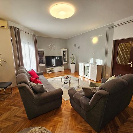 Apartment Tigo - 2 Bedrooms, 2 Bathrooms, Terrace And Big Garden Fažana Εξωτερικό φωτογραφία